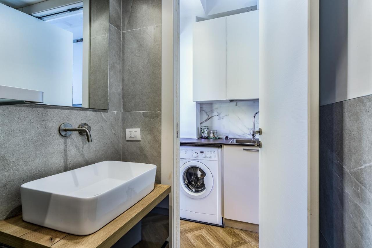 Morimondo Studio Apartment Milan Bagian luar foto