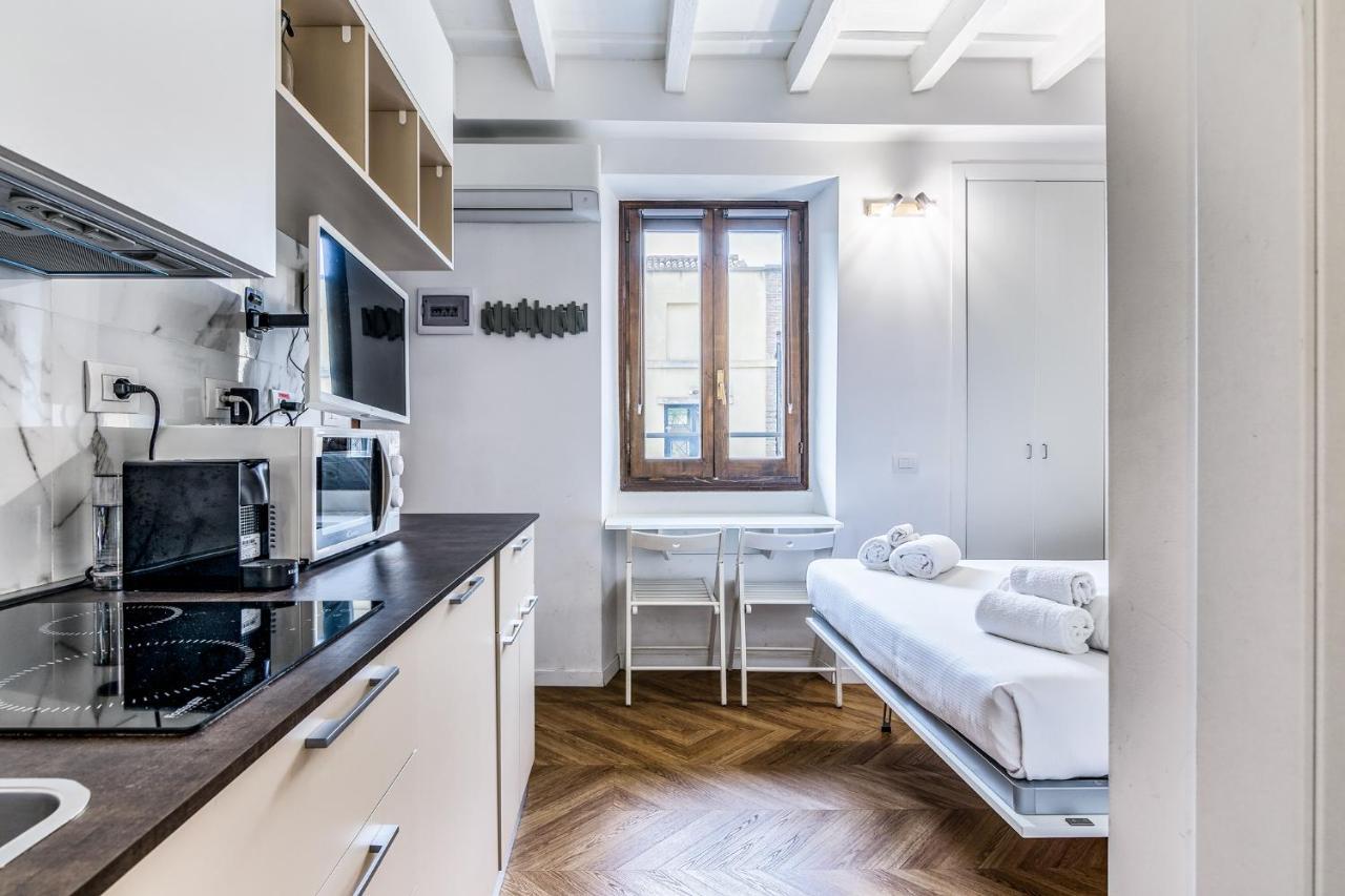 Morimondo Studio Apartment Milan Bagian luar foto